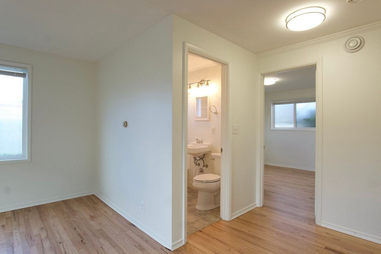 Rail Apartments - Photo 5 of 17