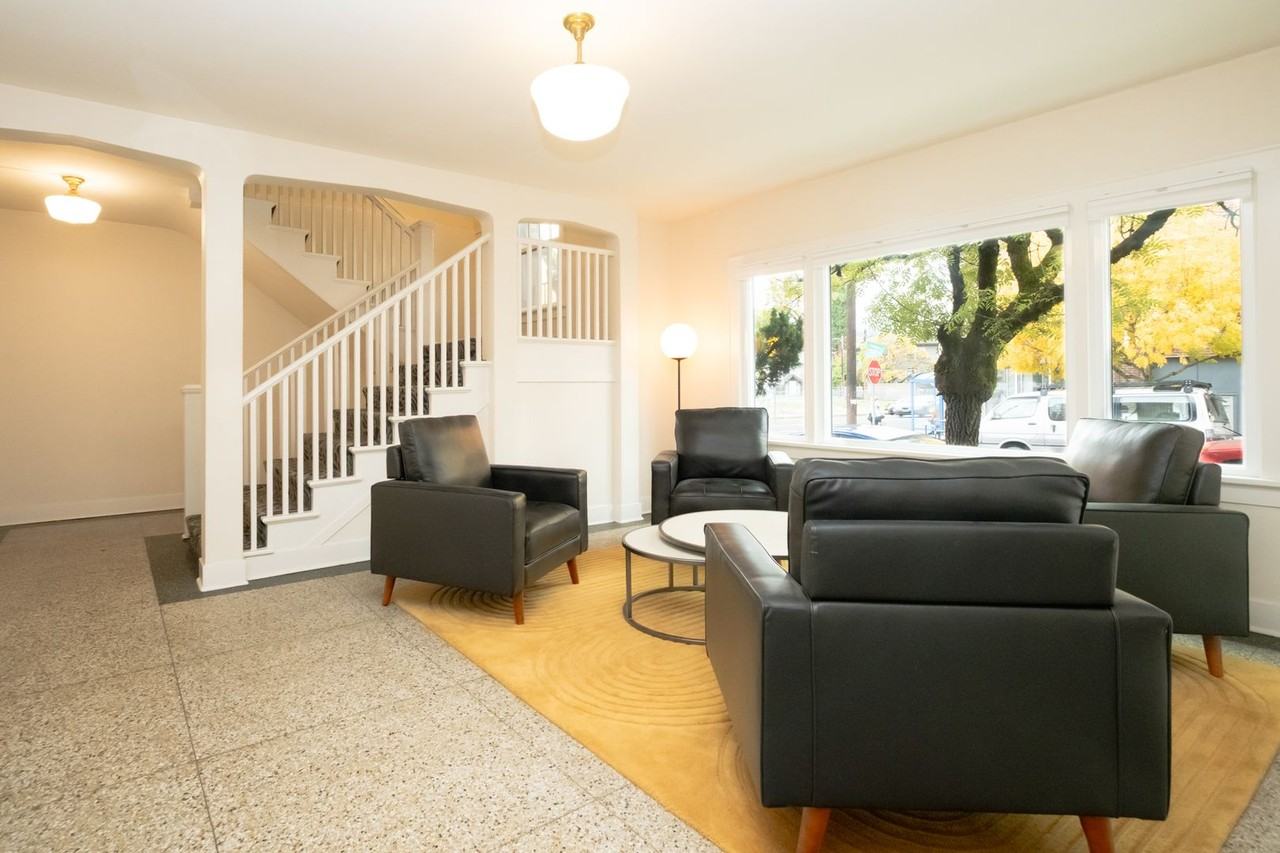 1430 SE 14th Ave - Photo 3 of 50