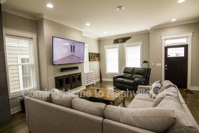 910 910 - Photo 3 of 23