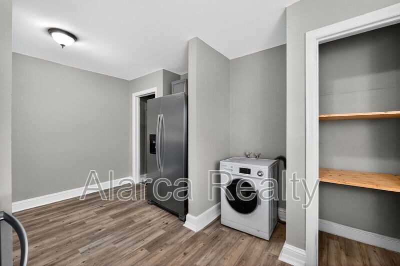 1137 Skyview Rd - Photo 4 of 19