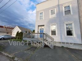 featured image of 1850 8th Ave #2