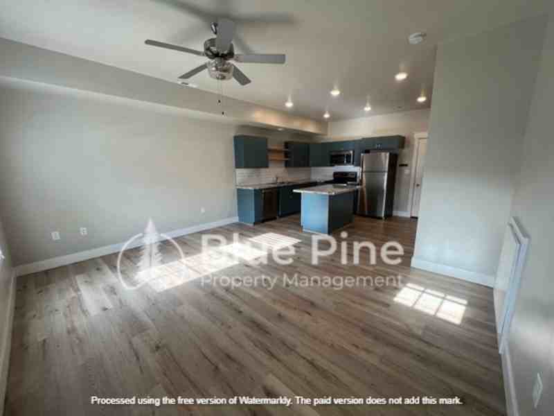 359 North 3Rd West Street #1202 - Photo 2 of 15