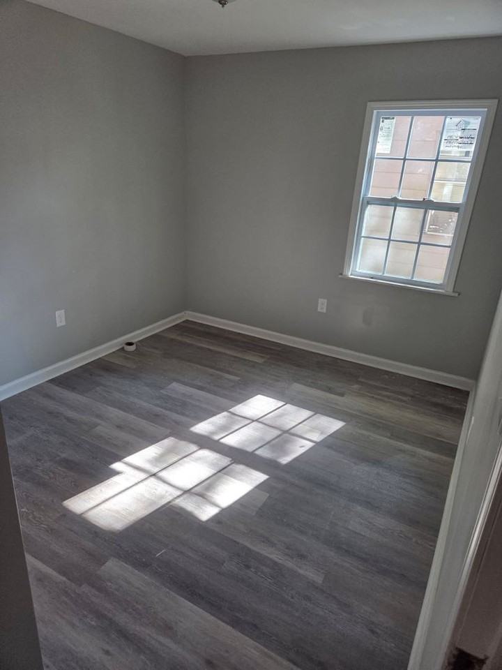 4590 Range Line Rd - Photo 4 of 8