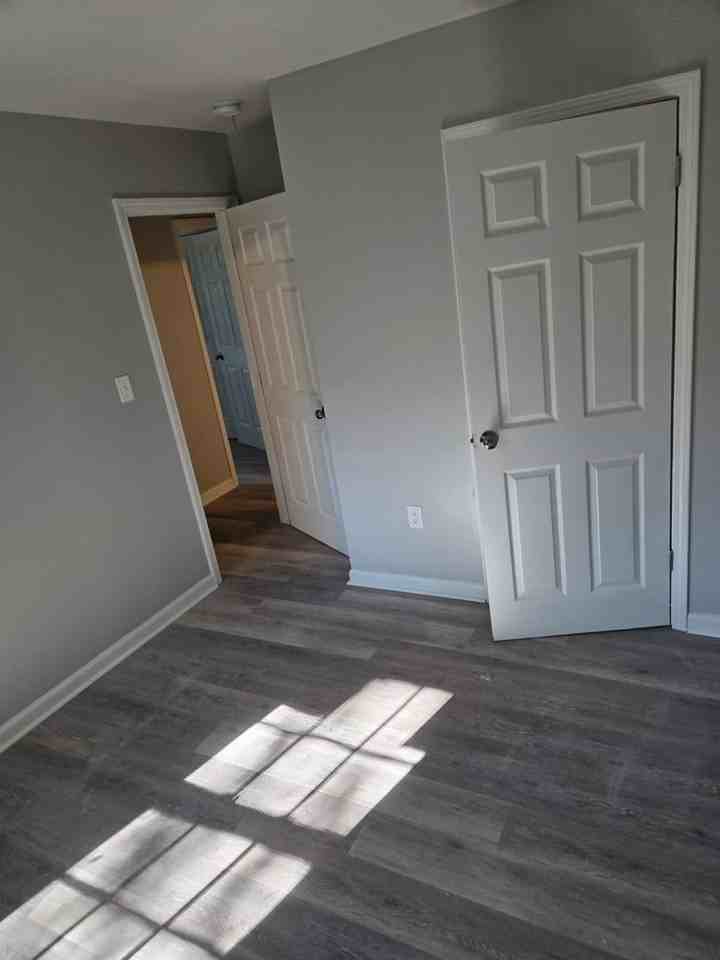 4590 Range Line Rd - Photo 5 of 8