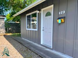 featured image of 827 Nw 29th St