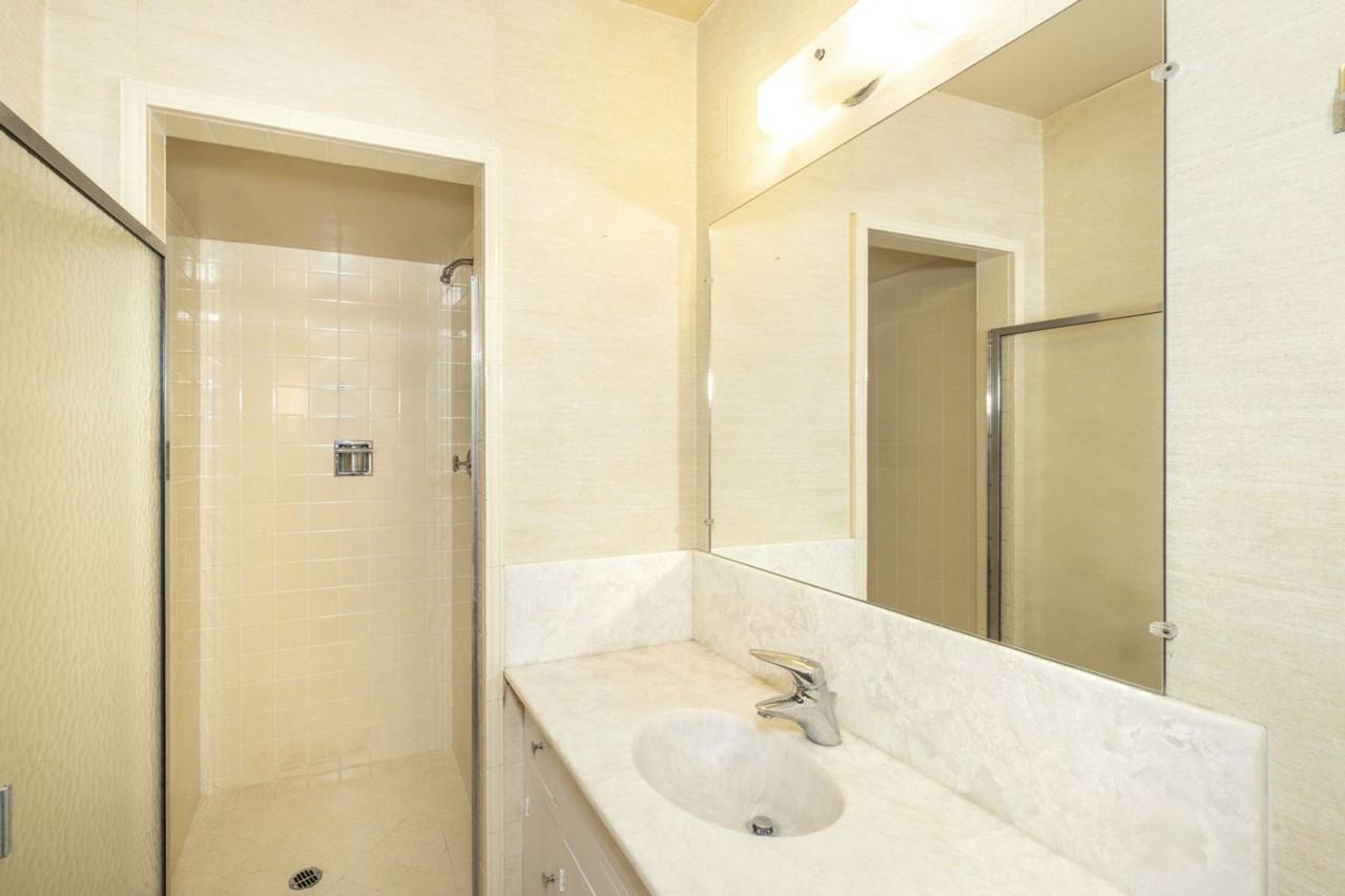 4287 Pomona Ave - Photo 7 of 15