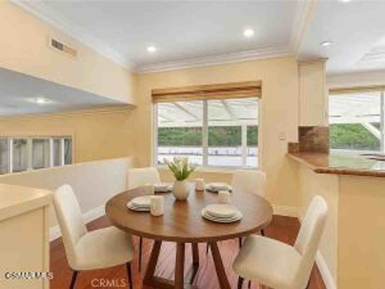 1885 Fallview Rd - Photo 2 of 24