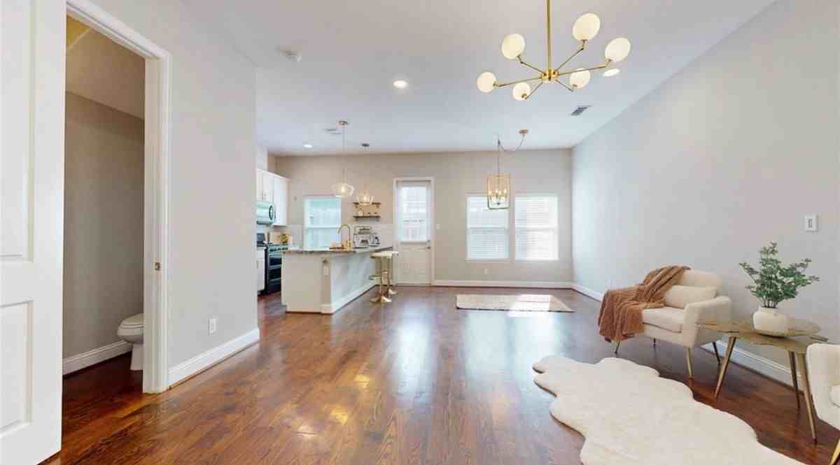 5430 Camaguey St - Photo 4 of 41