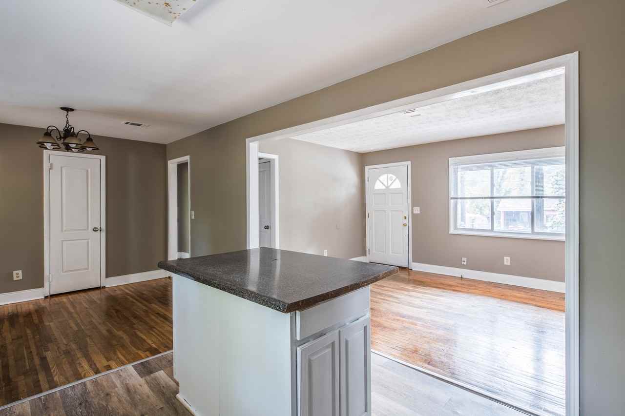 2833 Cardo Dr Nw - Photo 3 of 24