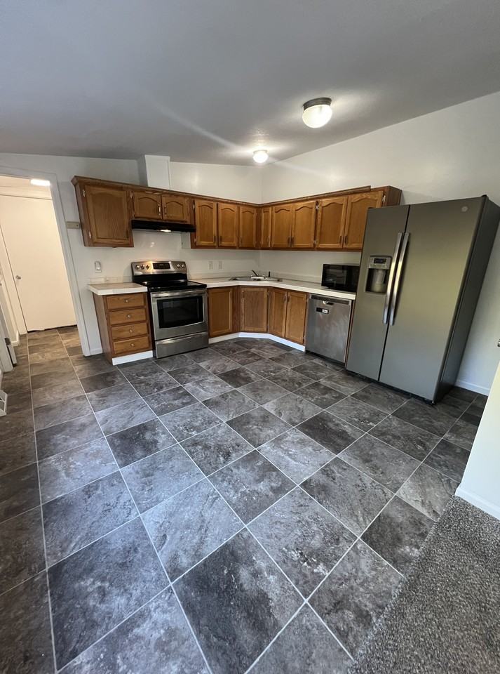 6436 Quarterline Rd - Photo 2 of 15