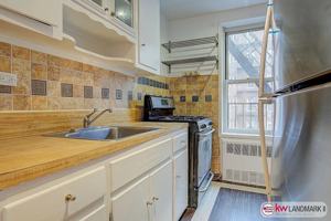 featured image of 3301 92nd St #3E