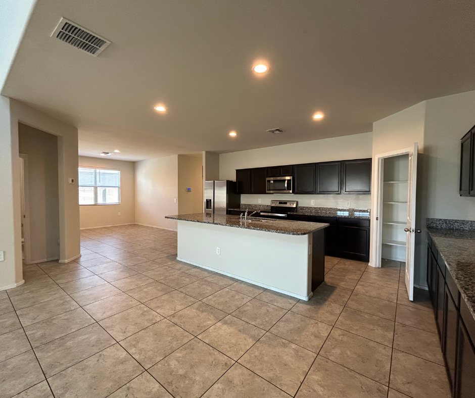 18906 Woodlands Avenue - Photo 6 of 24