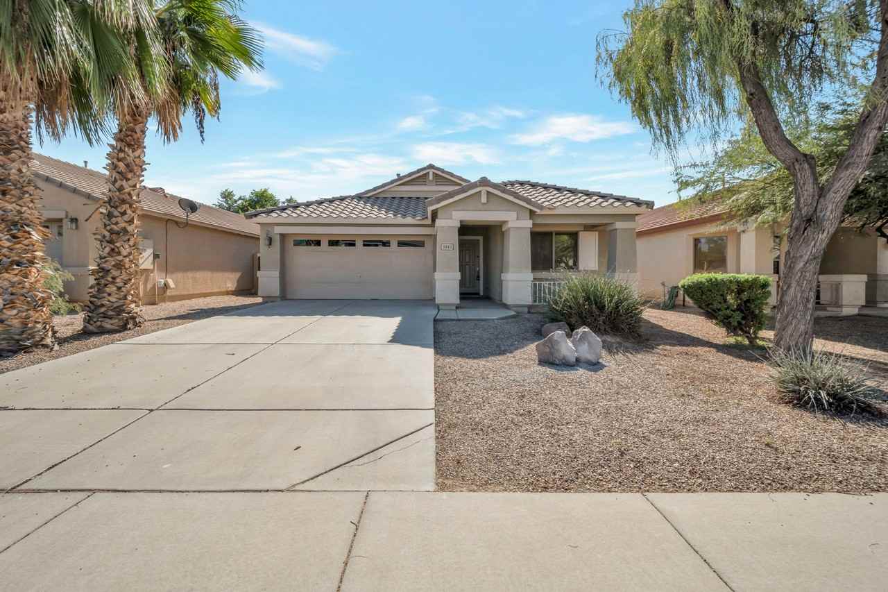 3883 Rose Quartz Lane