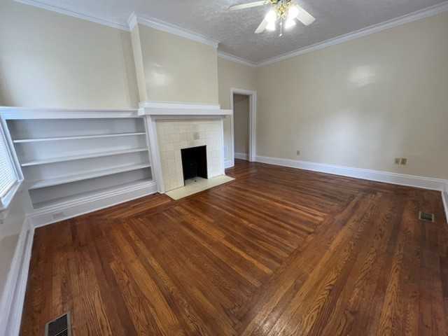 1637 Quarrier St - Photo 3 of 18