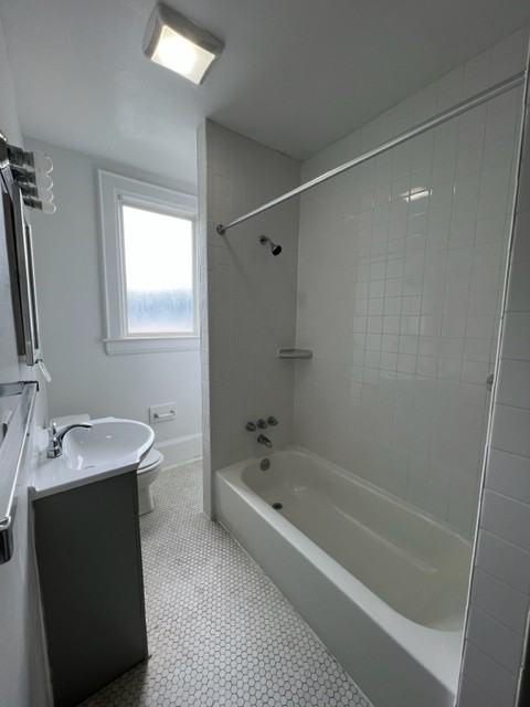1637 Quarrier St - Photo 7 of 18