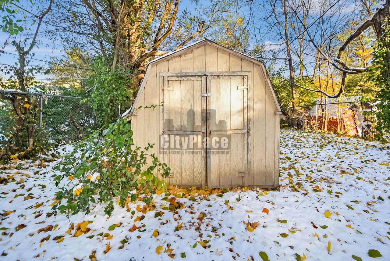 3721 Kinnear Avenue - Photo 6 of 23