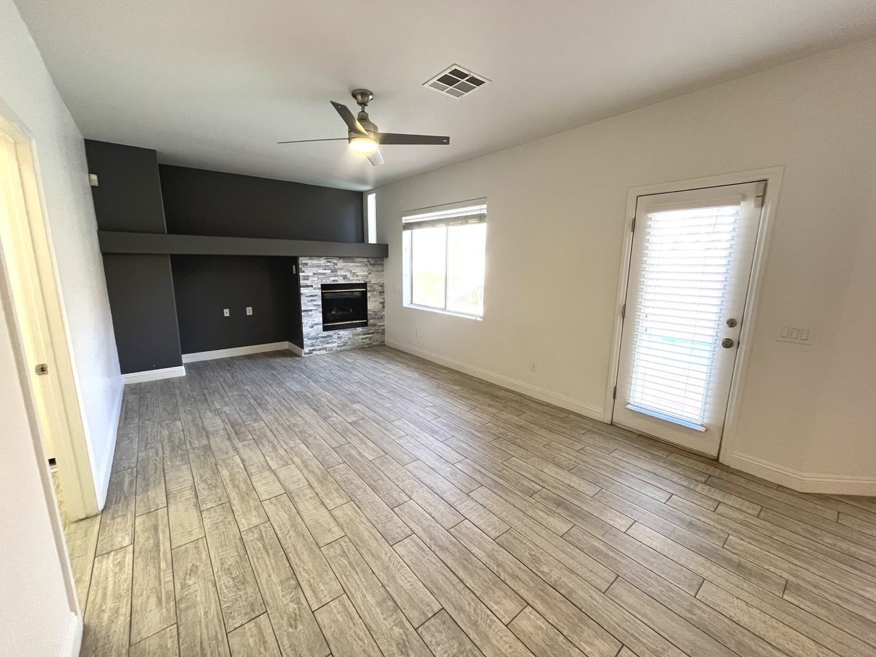 1604 Wolf Canyon Ct - Photo 5 of 42