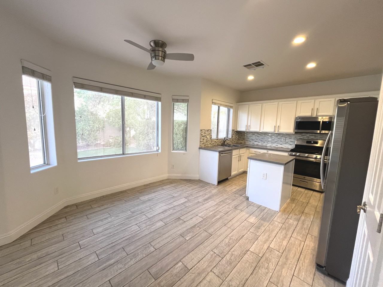 1604 Wolf Canyon Ct - Photo 7 of 42