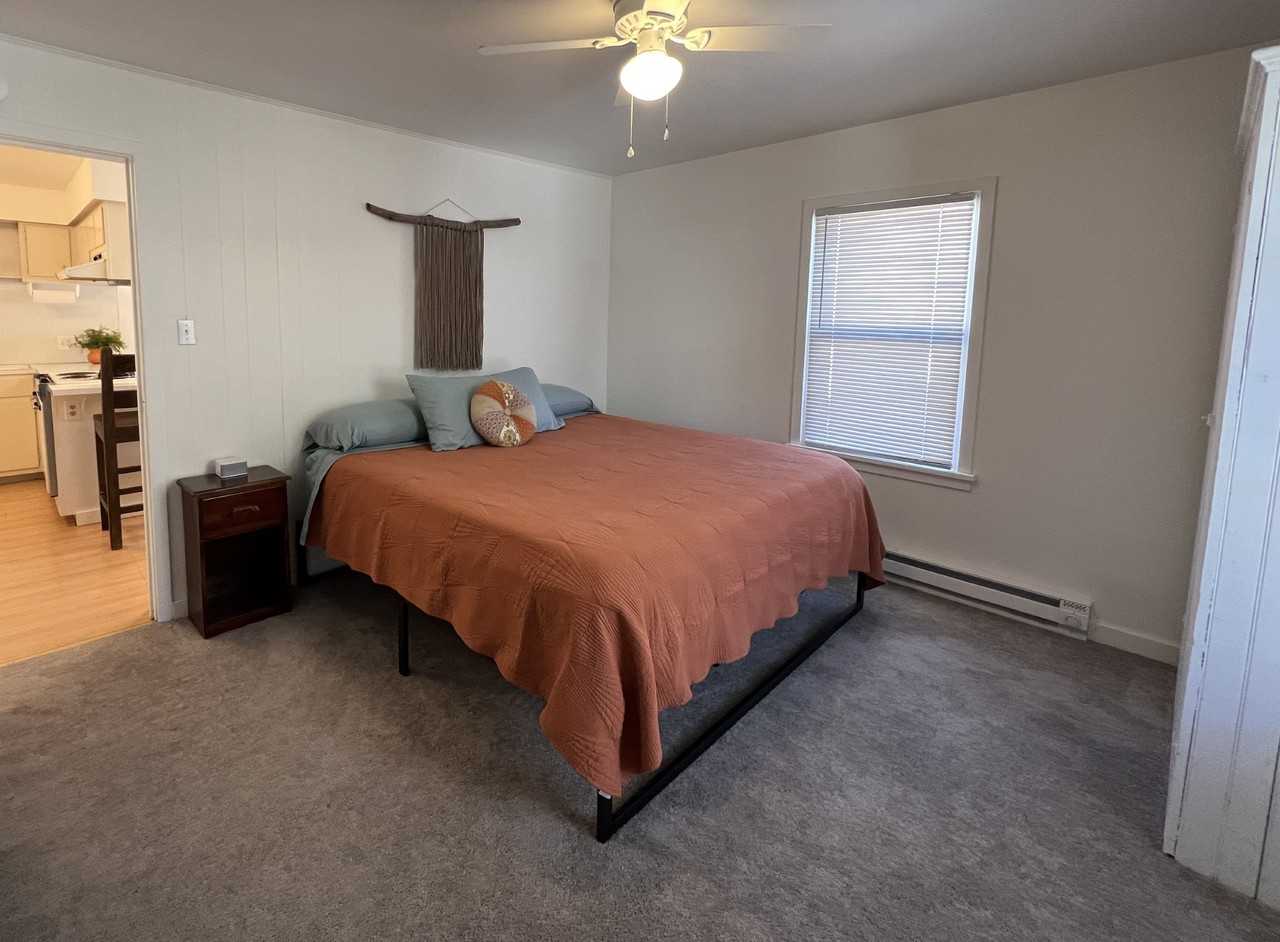 5418 Shasta Ave - Photo 6 of 9