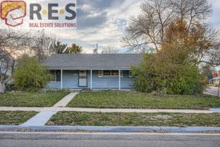 3201 S Holly St - Photo 1 of 1