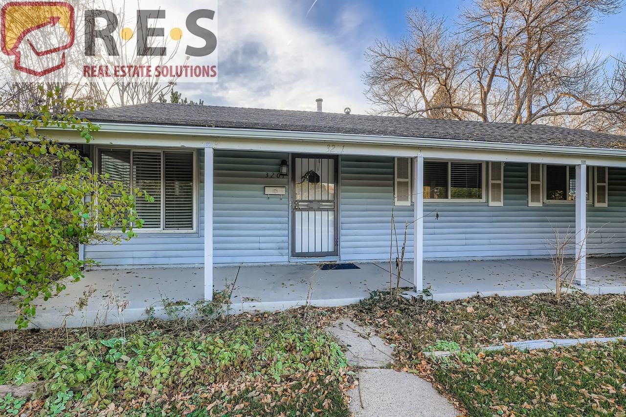 3201 South Holly Street - Photo 2 of 17