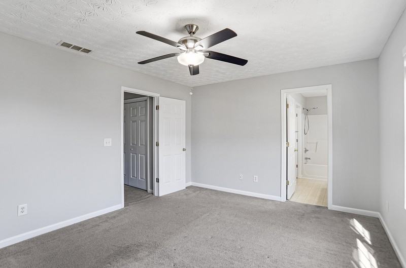 820 Carlton Pointe Pl - Photo 4 of 20