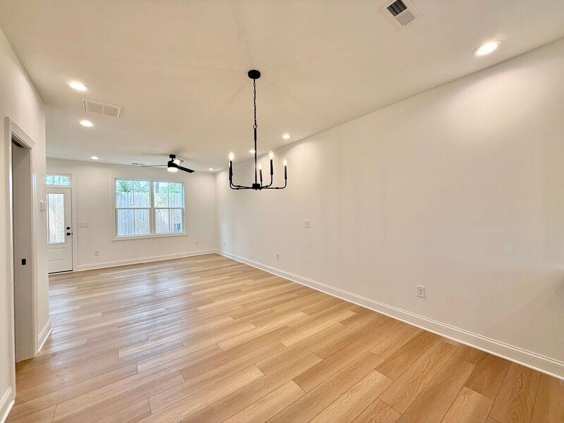 4811 Gossamer Ln #104 - Photo 5 of 26