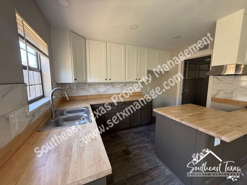 4147 Arthur Ln - Photo 4 of 14