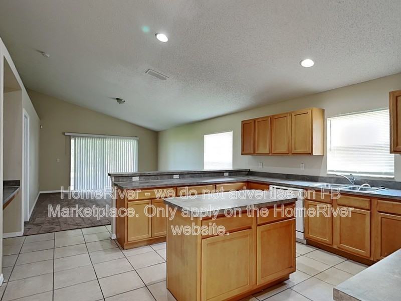 1075 Bluegrass Dr - Photo 7 of 28