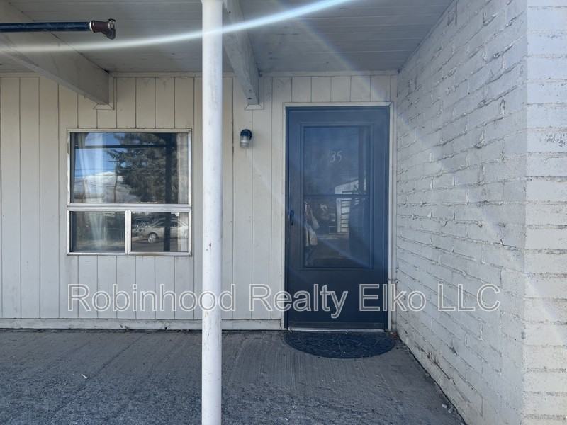340 6th St - Photo 3 of 16