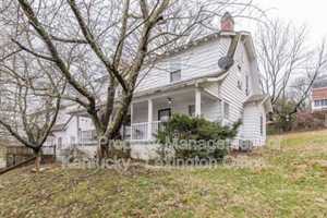 featured image of 7 Dogwood Ln