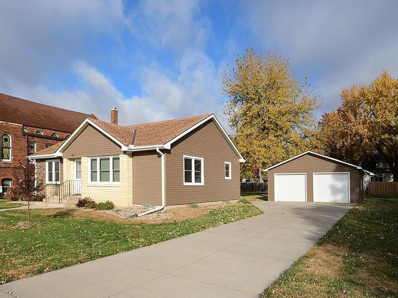 405 E 5th St - Photo 3 of 49