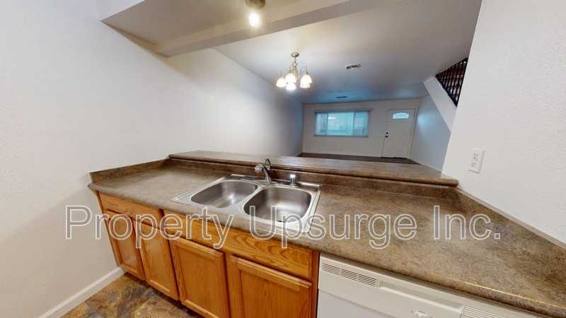 3220 C Street #5 - Photo 4 of 23