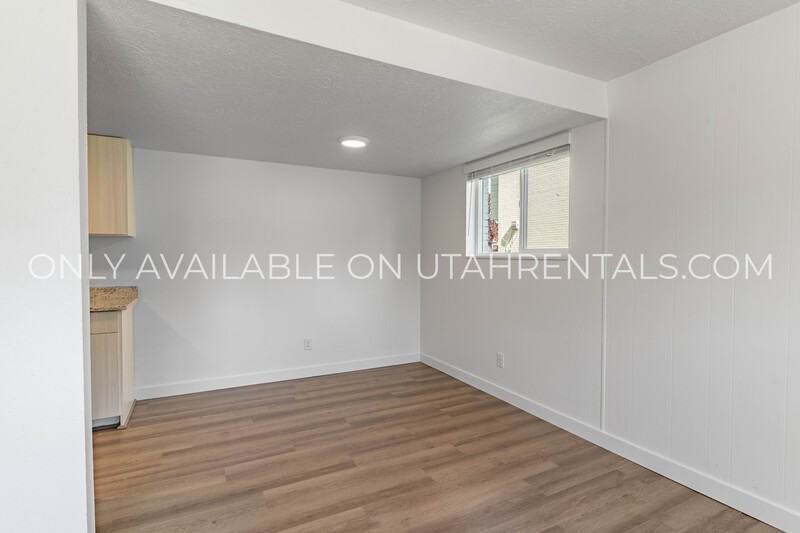 169 Starcrest Dr - Photo 6 of 26