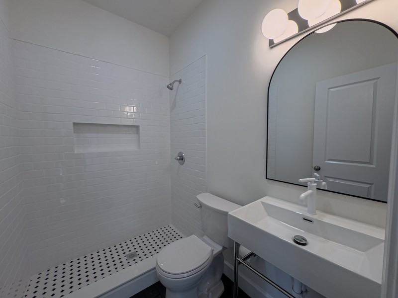 2007 Green St - Photo 3 of 23