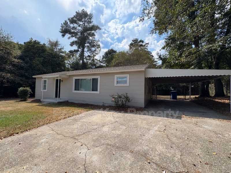 5205 Cochran Ave - Photo 2 of 15