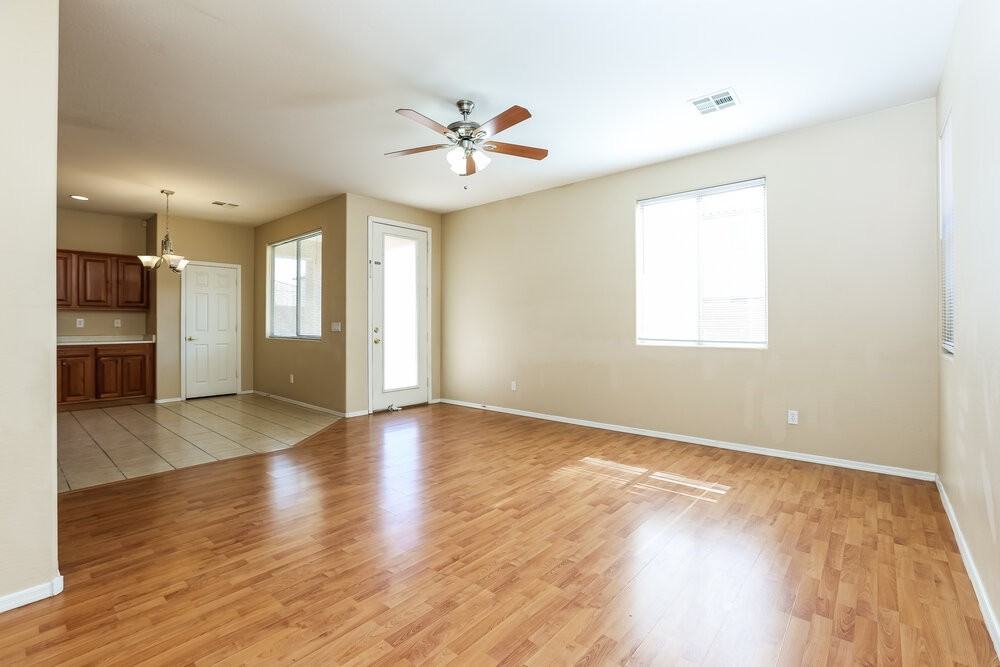 9383 W Cordes Rd - Photo 6 of 17