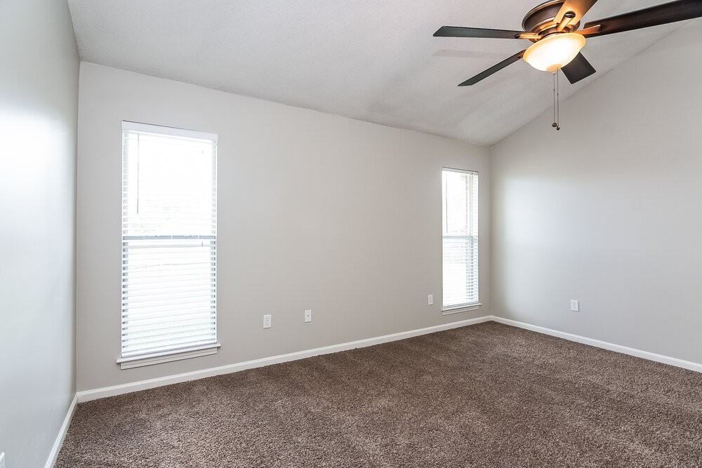 7776 Parkwood Cv - Photo 6 of 15