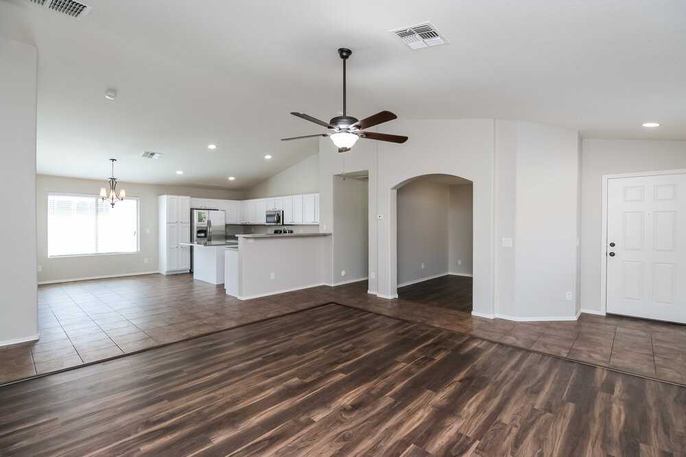 484 W Gascon Rd - Photo 4 of 15