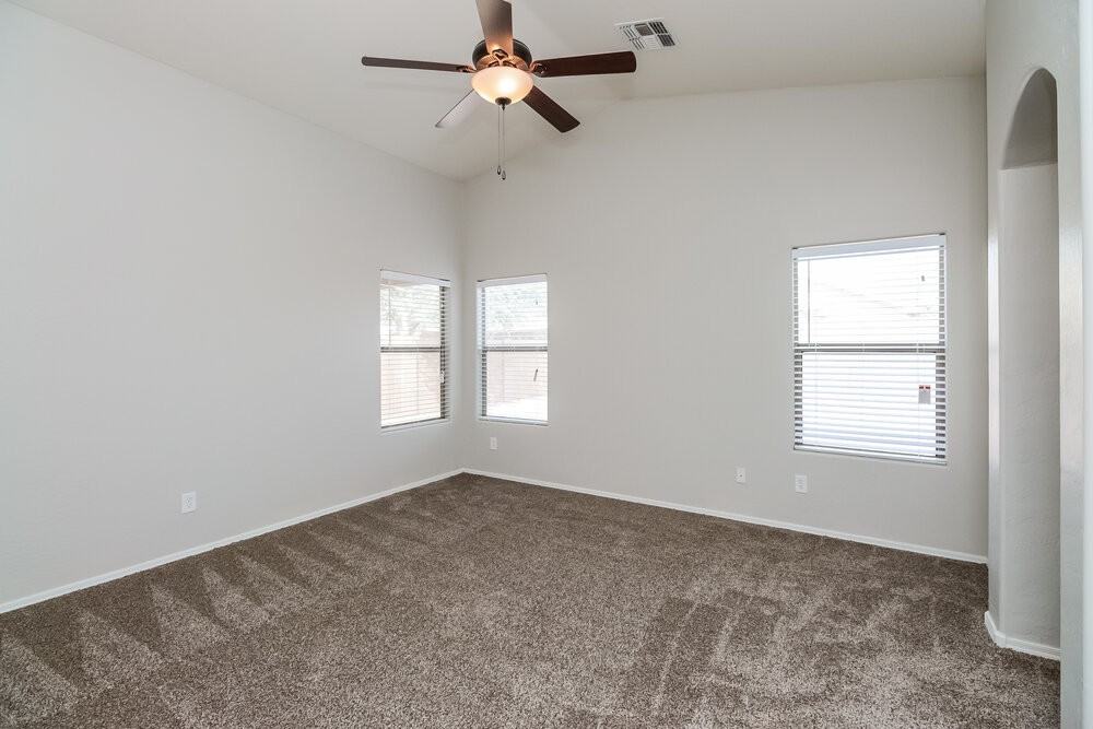 484 W Gascon Rd - Photo 7 of 15