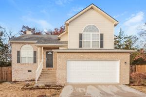 featured image of 3212 Cloudfalls Trce