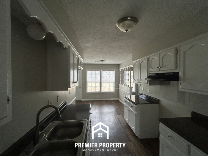 4061 Keynon Drive - Photo 4 of 22