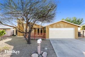 featured image of 2109 N Verano Way