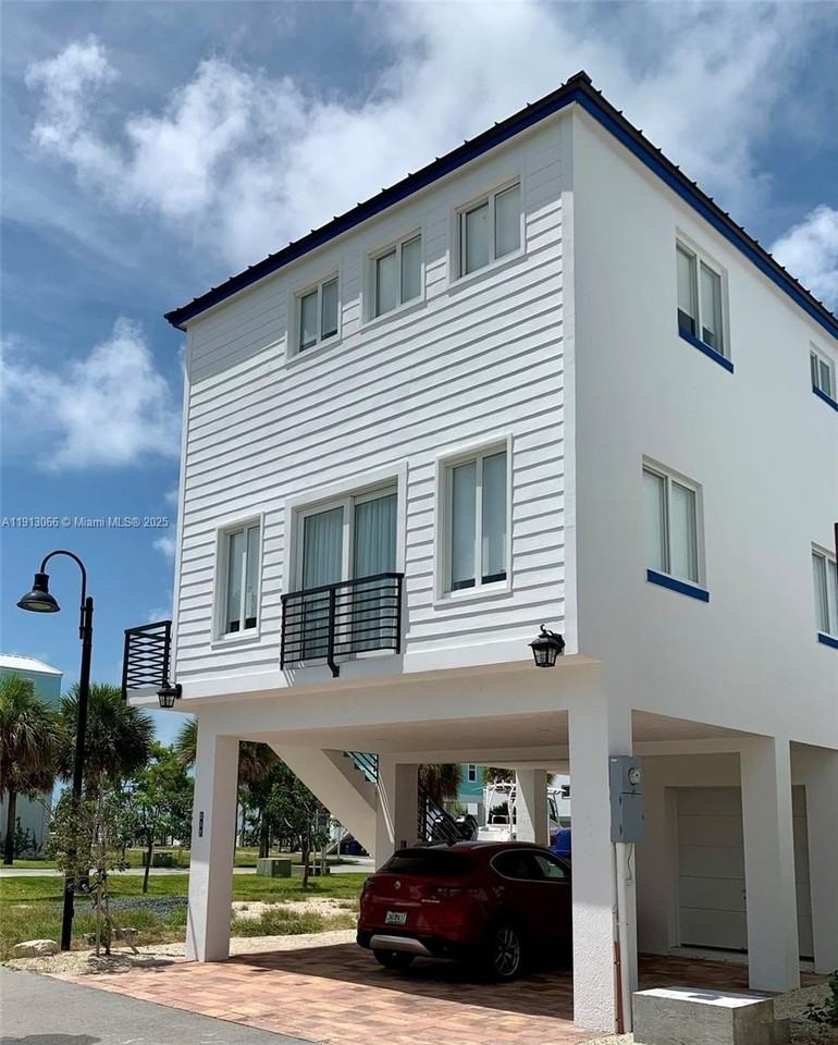 94825 Overseas Hwy #237