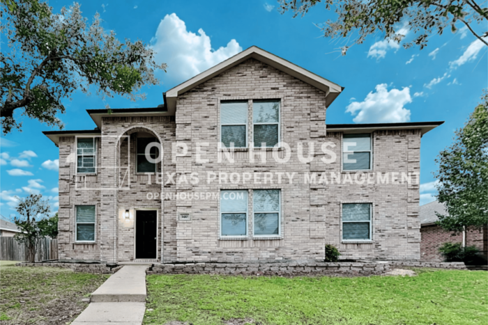 1410 Summerdale Ln - Photo 2 of 23