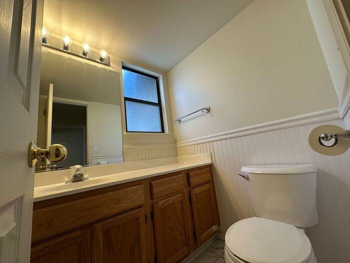 5375 Santa Rosa Avenue - Photo 6 of 21