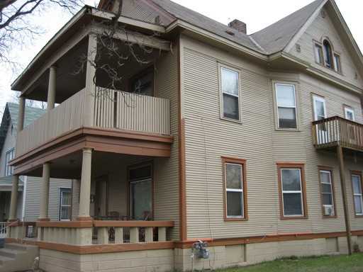 1106 E 26th St - Photo 2 of 7