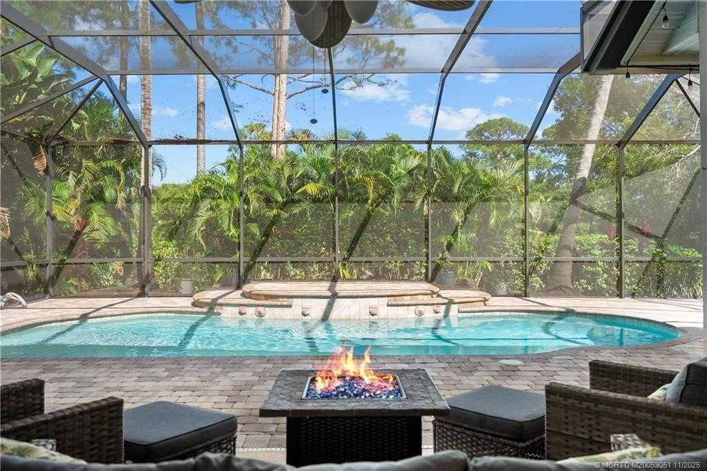 4213 Sw Utterback St - Photo 3 of 26