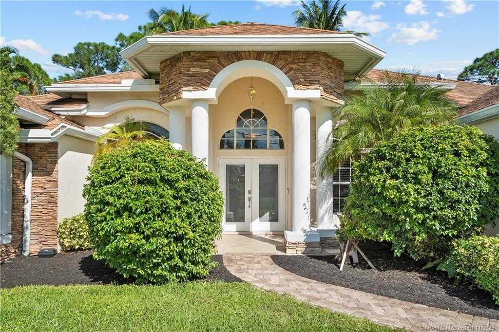 4213 Sw Utterback St - Photo 5 of 26