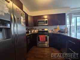 featured image of 7202 44th Ave #3
